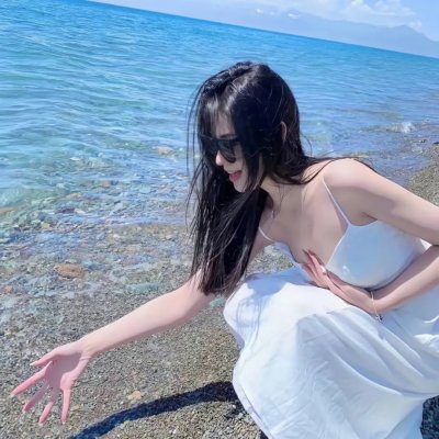 蕾哈娜内衣秀4
